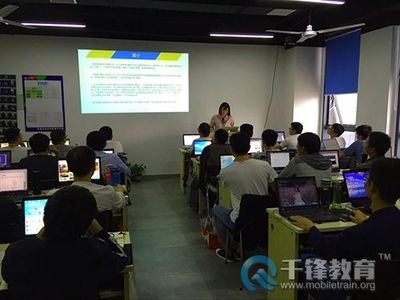 Java精英引鳳來，千鋒鄭州迎特嘉——河南軟件開發就業新機遇